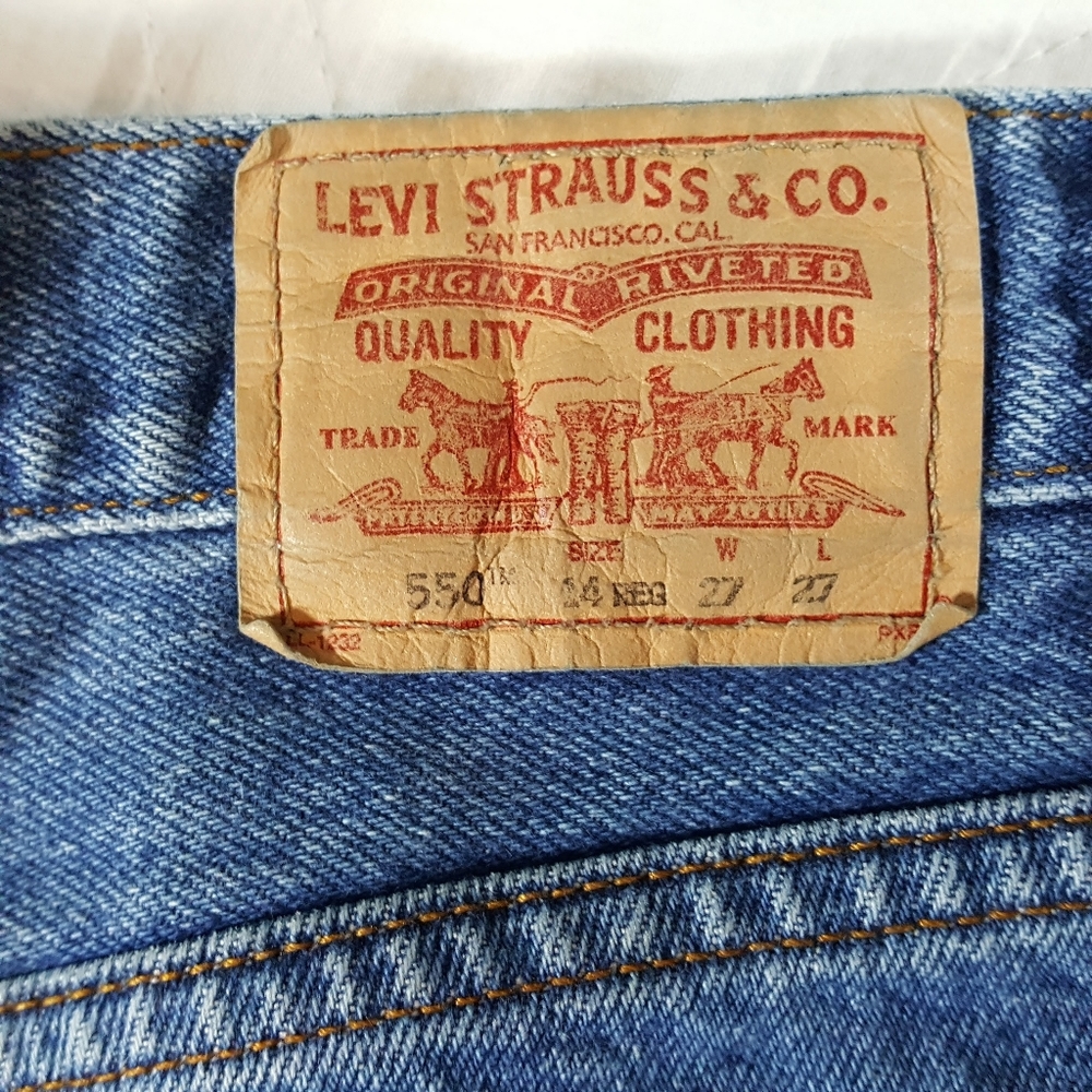 Levi jeans 550 W27 sz14 regular relaxed fit